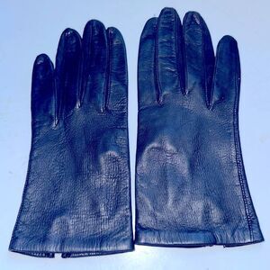 Vintage dark navy lined leather gloves